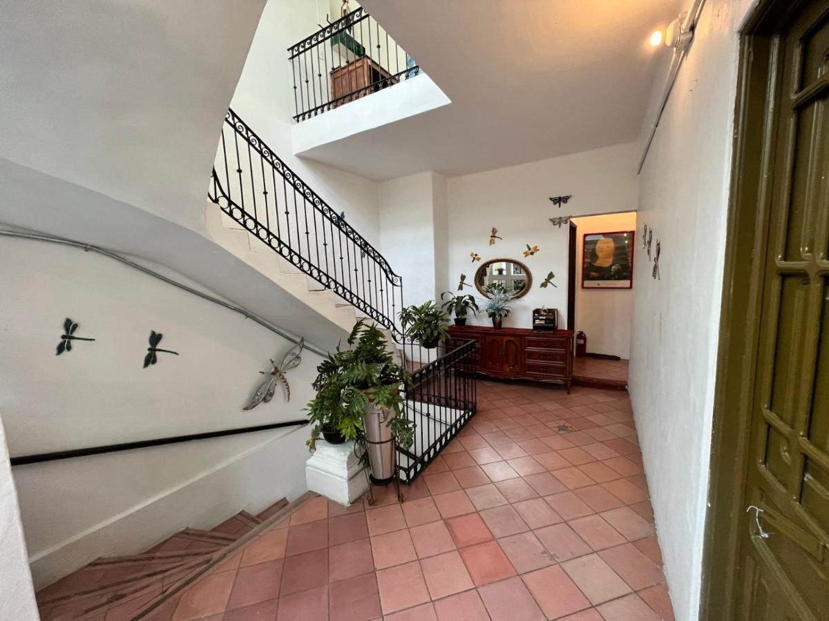 Hostal Santuario De Las Libelulas Guadalajara Luaran gambar
